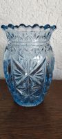 Glas Vase hellblau  Vintage 16 cm Kristall zT.Schliff Nordrhein-Westfalen - Velbert Vorschau