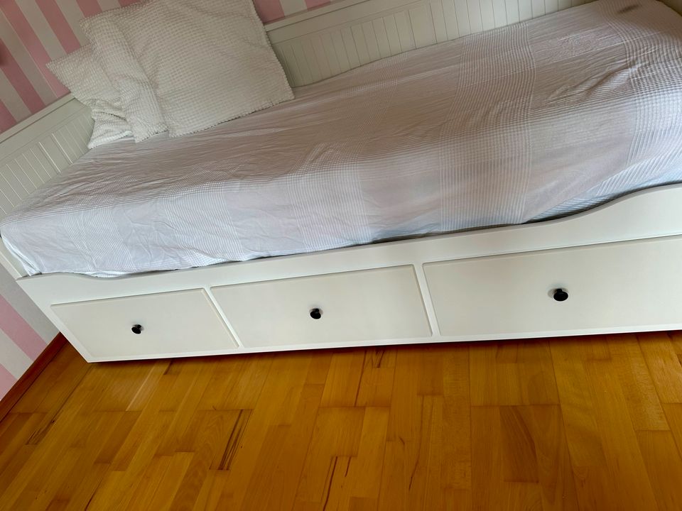 IKEA - HEMNES Tagesbett Weiß in 42553 Velbert in Wülfrath