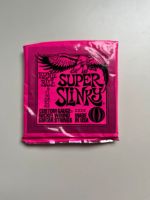 Super Slinky Ernie Ball Gitarren Saiten Nickel Wound Niedersachsen - Wilhelmshaven Vorschau