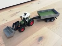 BRUDER FENDT TRAKTOR MIT FRONTLADER UND WANNENKIPPANHÄNGER!!!!! Thüringen - Sonneberg Vorschau