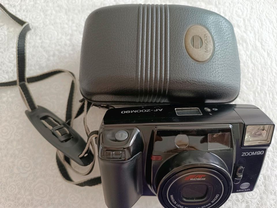 Minolta AF-ZOOM90 Kompaktkamera mit Tasche in Essenbach