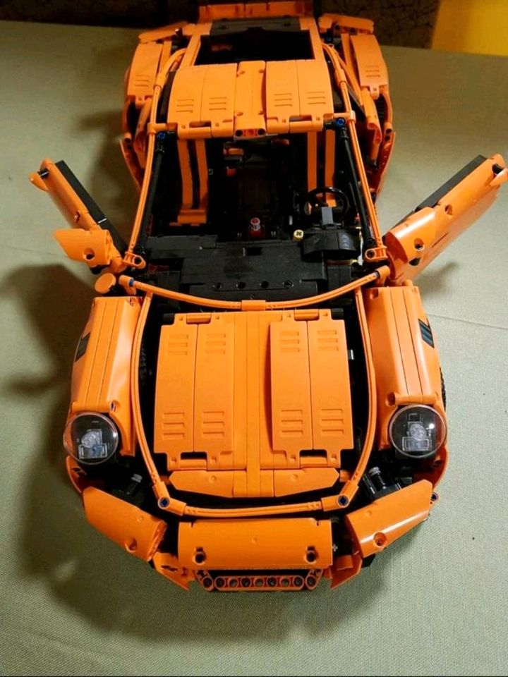 Porsche 911 GT3 RS orange Lepin 20001 in Gundersheim