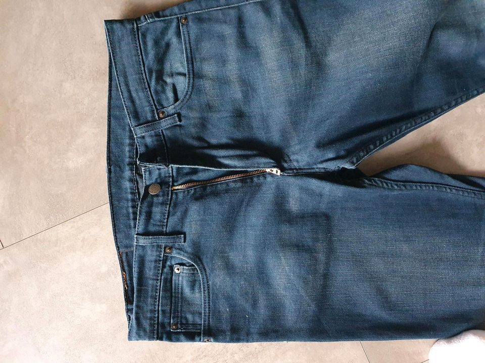 Levis Jeans in Midlum