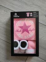 Converse All Star Baby Geschenkset 0-6 Monate Body Schuhe Mütze Baden-Württemberg - Graben-Neudorf Vorschau