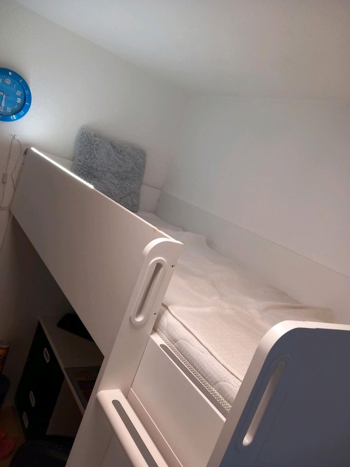 Ikea SMÅSTAD Hochbett -| weiß/schwarz in Reinhardshagen