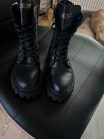 Biete neue Schuhe sind neu nie getragen Hessen - Ortenberg Vorschau