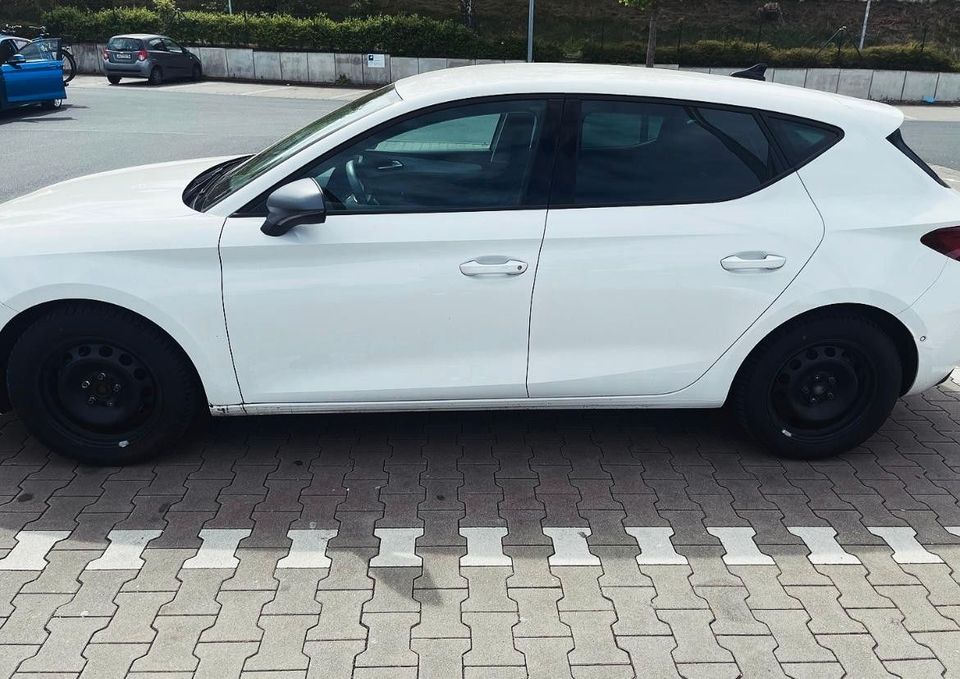 Seat Leon 1.5 TSI ACT 110kW FR FR in Feucht