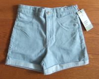 Neu: Hellblaue Jeans-Shorts mit Umschlag von H&M in Gr. 158 Frankfurt am Main - Bergen-Enkheim Vorschau