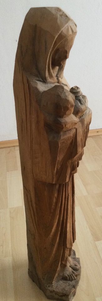 Muttergottes aus Holz in Feldkirchen Niederbay