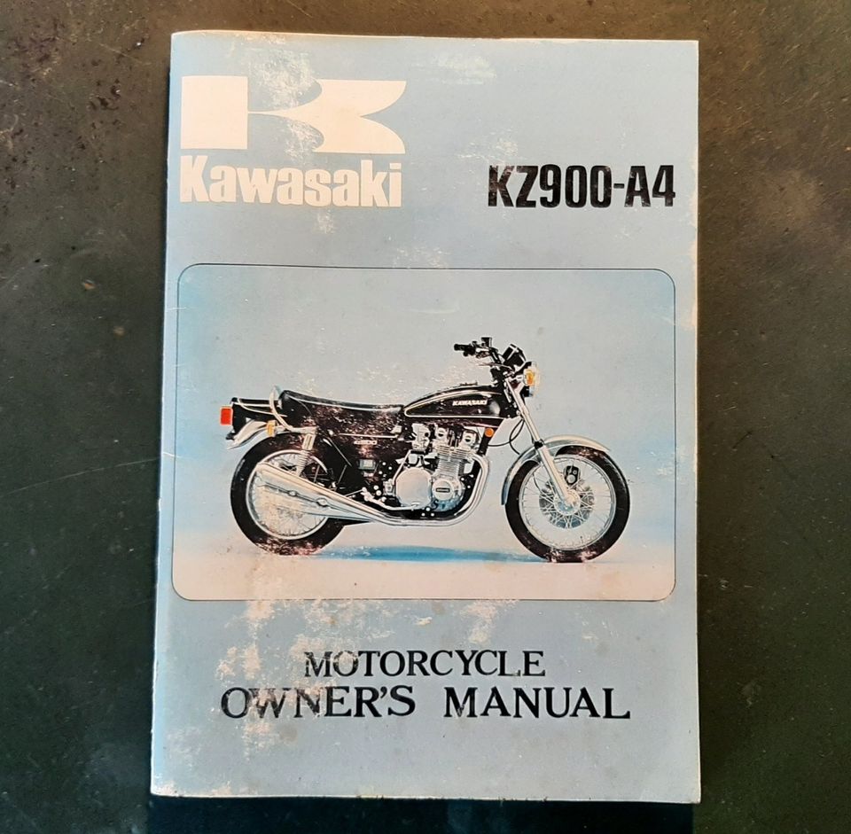 Kawasaki KZ900 A4 Handbuch - Z 900 A4 - Z1 900 - original in Stuttgart