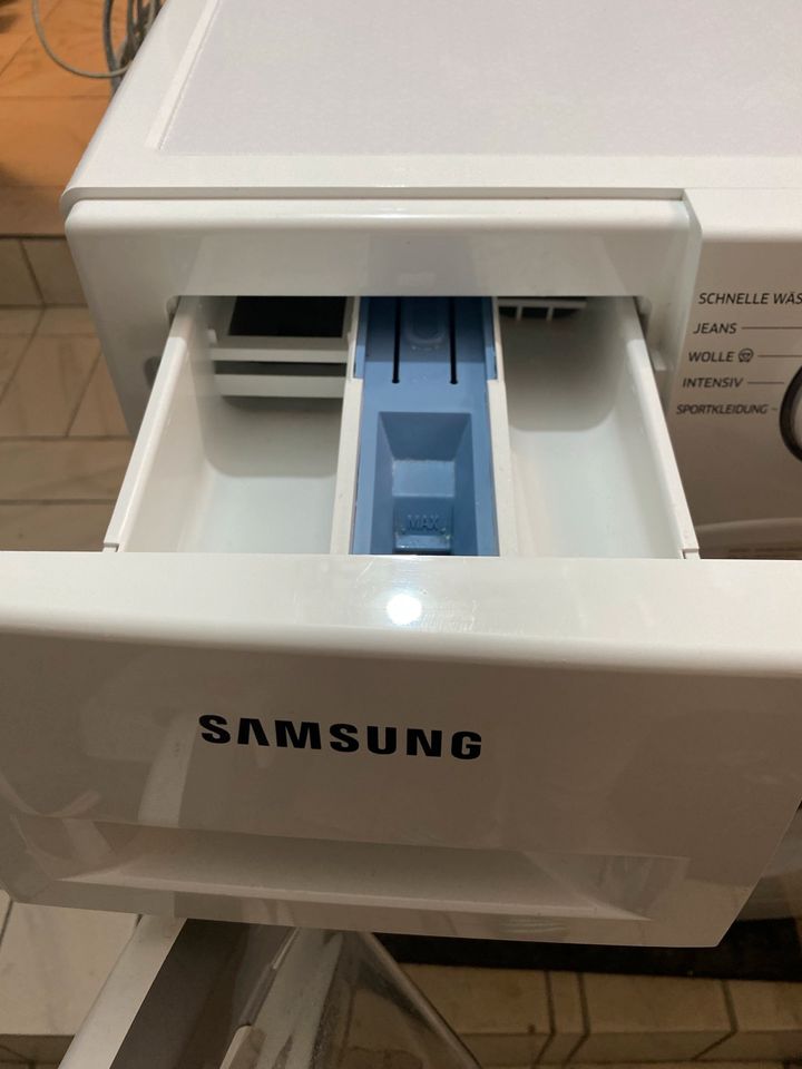 Waschmaschine Samsung 8kg *top Zustand* in Essen