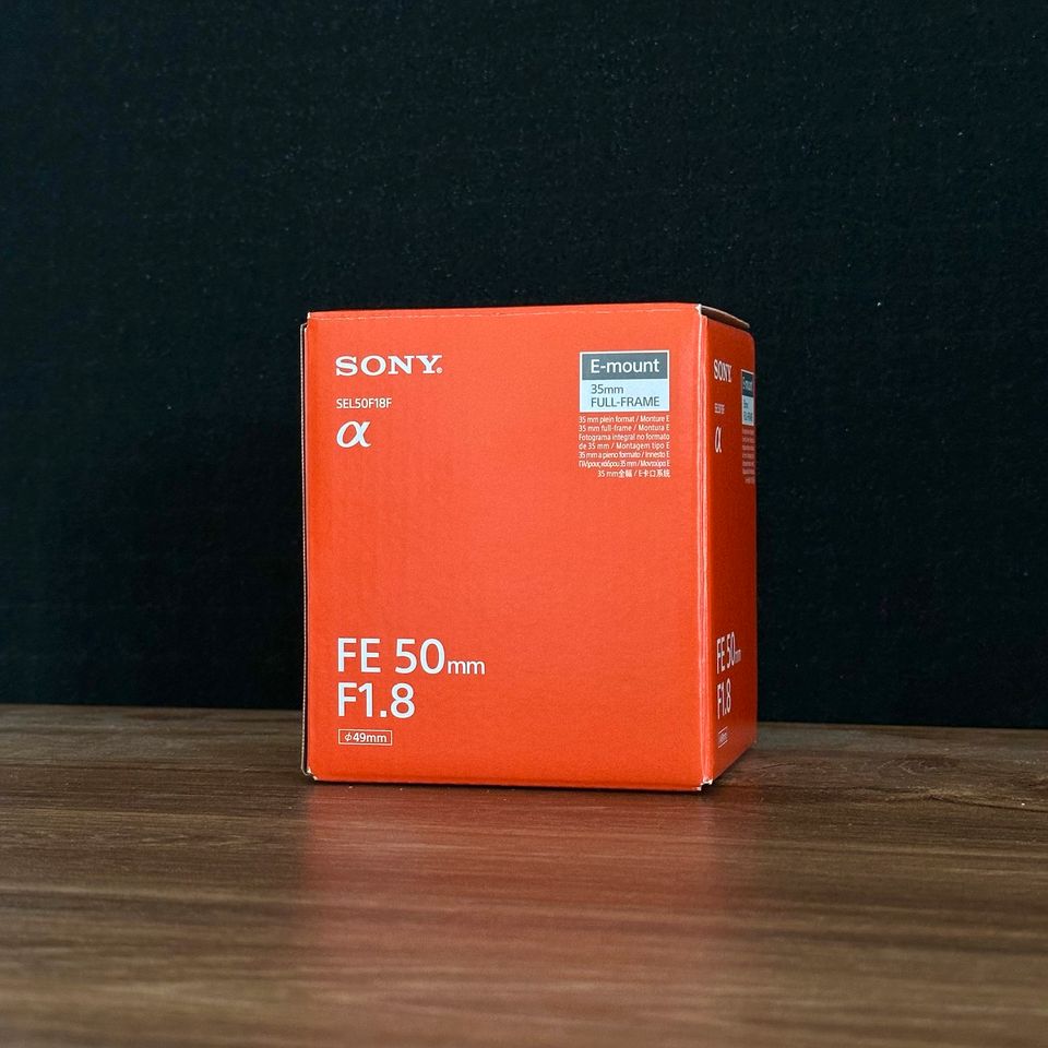 Sony A7iii (2000 Auslösungen) inkl. Sony 50mm f1.8 in München