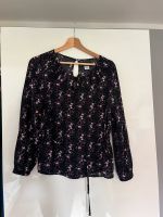 Bluse mit Blumen || Up2Fashion || 36/S Sachsen - Zwenkau Vorschau