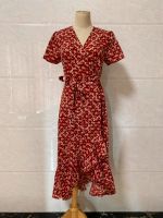 Retro sommerkleid rot blumen blumenkleid wickelkleid optik Altstadt-Lehel - München/Lehel Vorschau