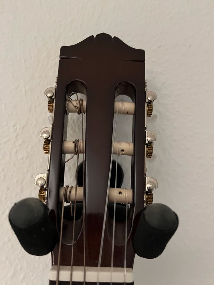 Yamaha Akustik 3/4 Gitarre in Lindlar