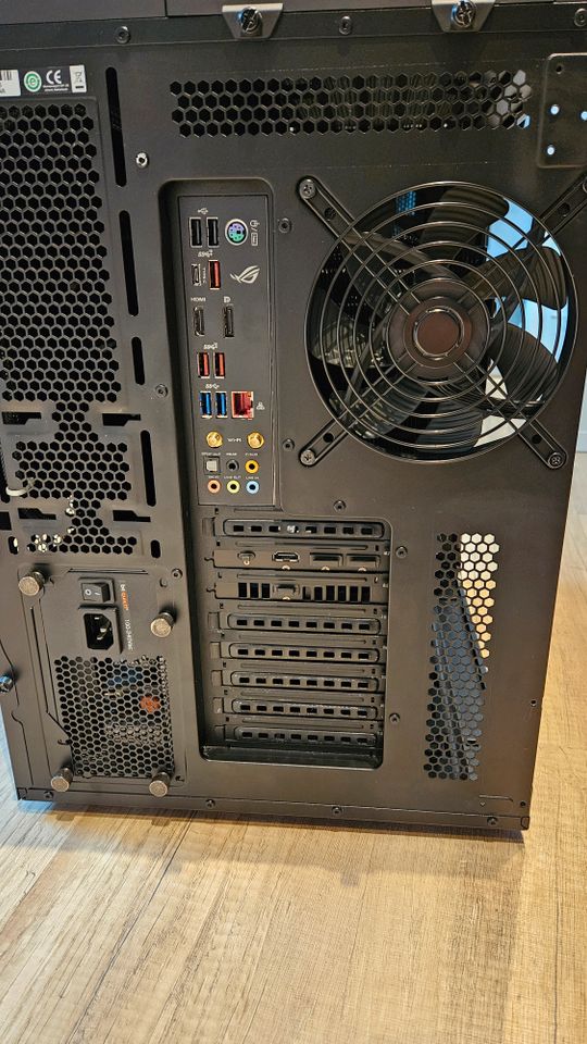 Gaming PC, RTX 2070 Super, i9-9900K, 32GB, WIN10, generalüberholt in Hochstadt