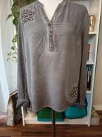 Shirt Bluse Gr 42 Takko Grau Hessen - Ludwigsau Vorschau