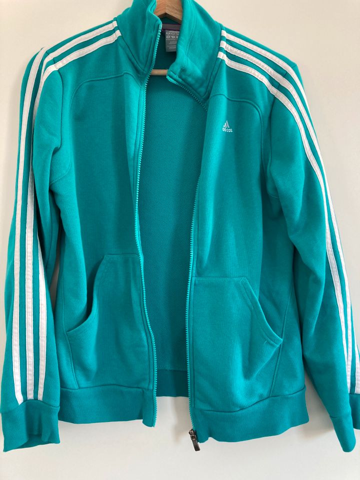 Türkise Adidas Sportjacke in Ludwigshafen