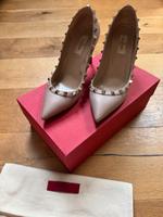 Valentino Garavani Rockstud Pumps Größe 38,5 München - Trudering-Riem Vorschau