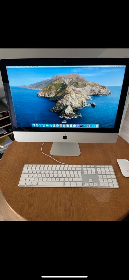 Apple, Mac, iMac, Computer, 21,5 Zoll, Silber in Essenbach