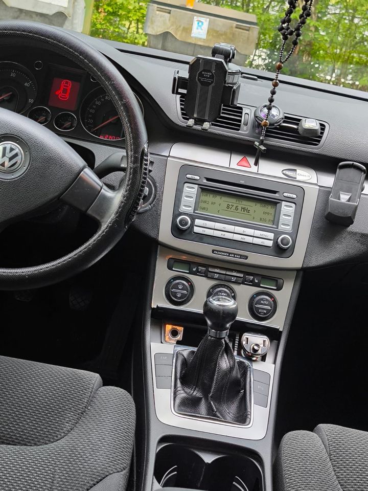 Volkswagen Passat 2.0 TDI TÜV NEU 04/2026 in Gummersbach