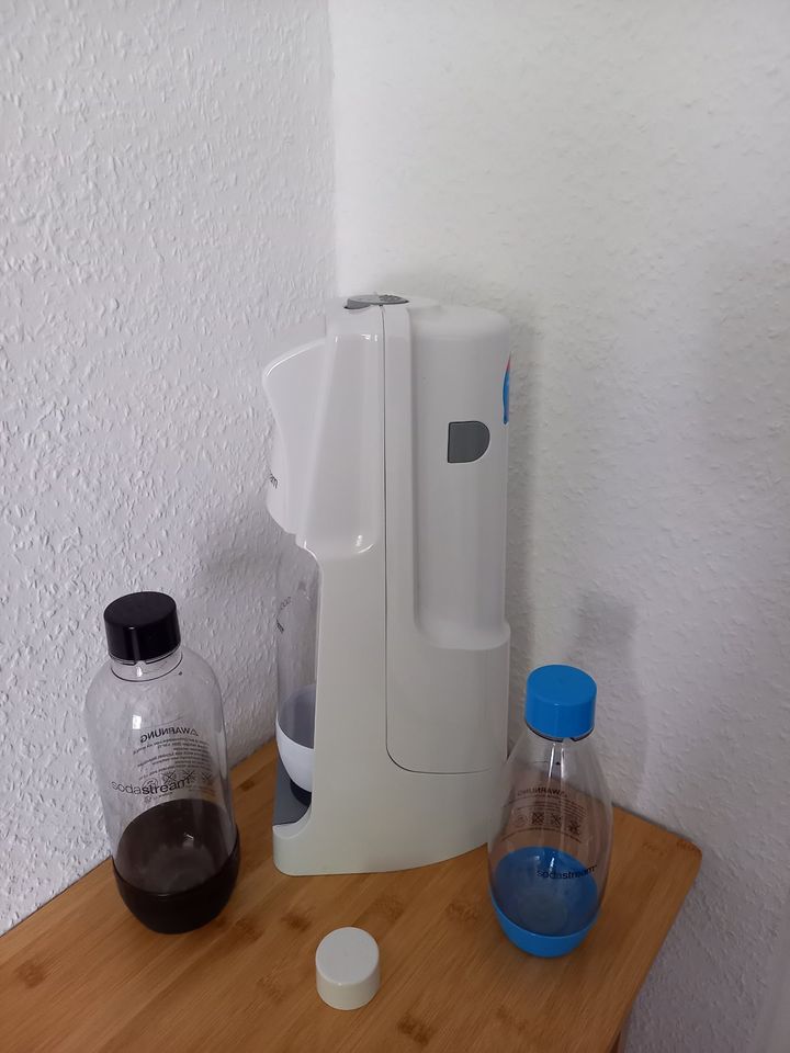 Sodastream inkl. 3 Plastikflaschen in Dortmund