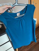 Shirt von Zero in Gr. 34 / XS (petrol) - wie NEU! Hessen - Niestetal Vorschau