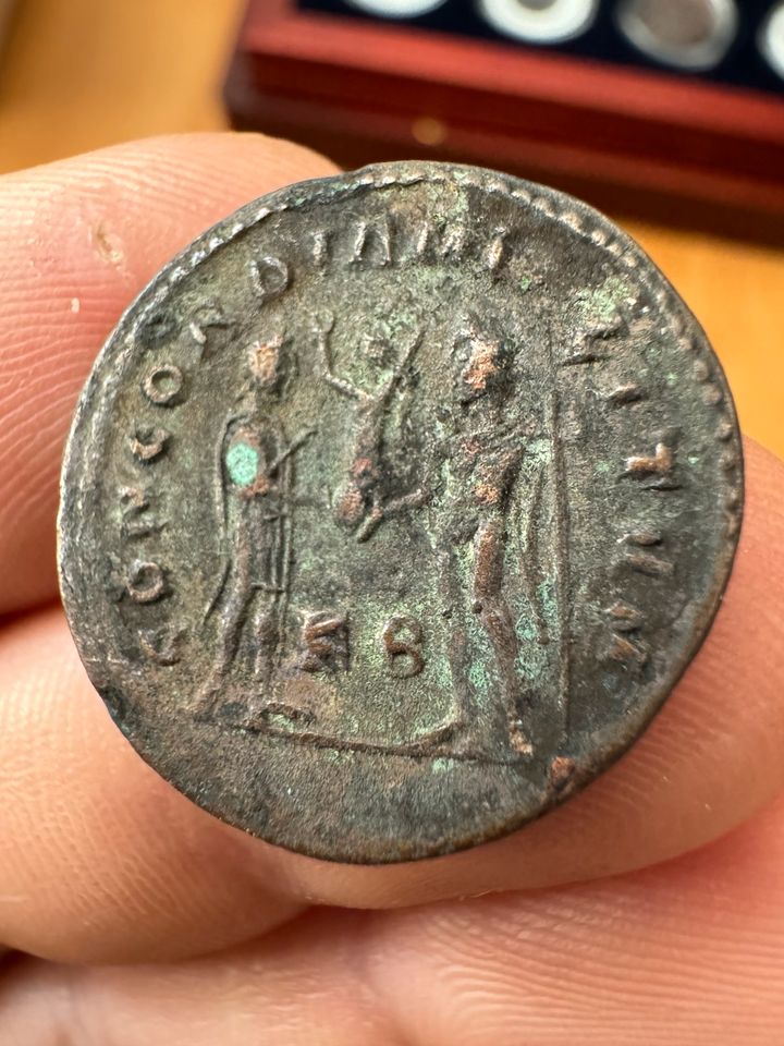 Römische Münze Marcus Aurelius Valerius Maximianus in Meerbusch