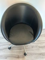 Ikea Skruvsta Drehstuhl Büro Stuhl schwarz Leder Rollen Hessen - Kassel Vorschau