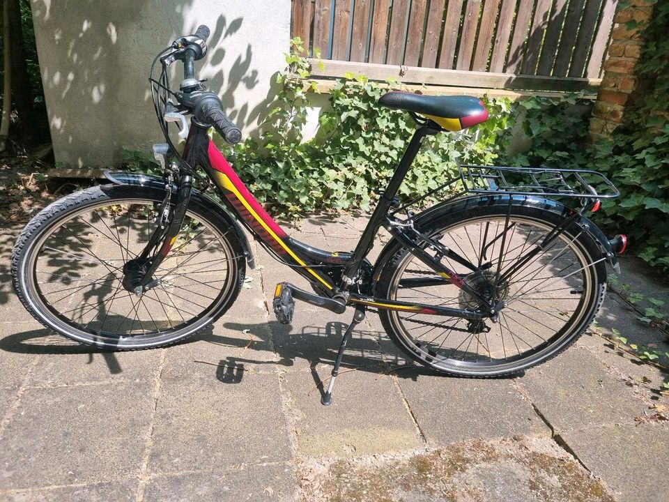 Fahrrad Mädchenfahrrad 24 Zoll Kinderfahrrad schwarz lila in Dresden