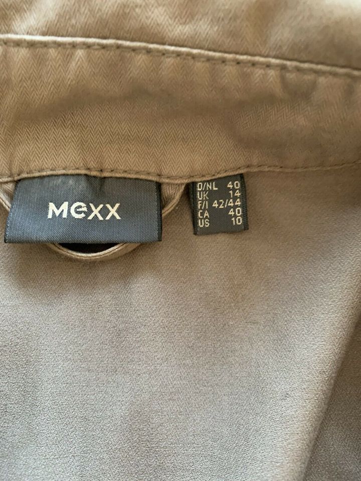 Süße Kurz Jacke von Mexx, Größe 40 in Bendorf