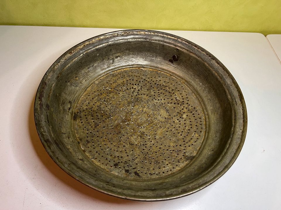 Antikes Kupfer-Sieb Passiersieb Vintage (30 x 30 x 8cm) in Bocholt