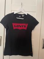 Levi’s T-Shirt in der Größe XS Nordrhein-Westfalen - Bottrop Vorschau