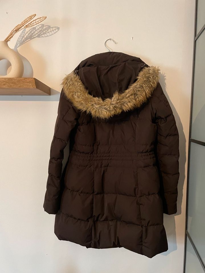 Tommy Hilfiger S Daunenjacke Winterjacke braun lang warm in München