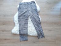 One More Story Hose Stoffhose Karomuster 38 M schwarz weiß Findorff - Findorff-Bürgerweide Vorschau