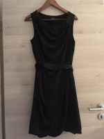 Esprit Kleid schwarz Ballonkleid 40 Nordrhein-Westfalen - Burbach Vorschau