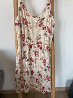 Sommerkleid mit Blumenmuster - ONLY Nordrhein-Westfalen - Lage Vorschau