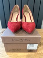 Pumps von Gianvito Rossi Gr. 37,5 Rot Wildleder Hessen - Mühltal  Vorschau