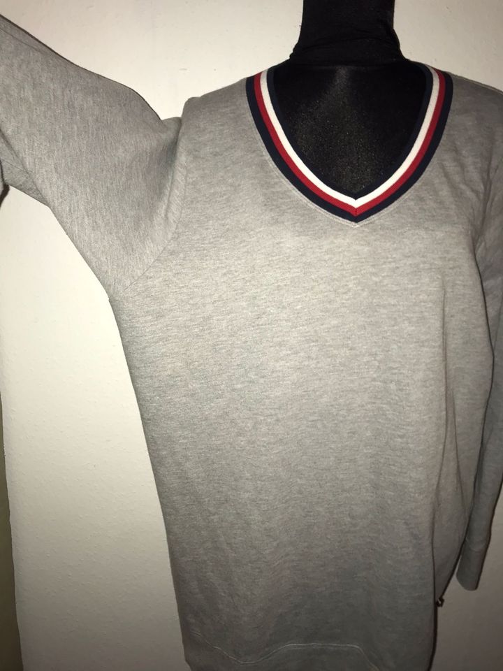 Tommy Hilfiger Pullover Kleid Gr. S in Essen