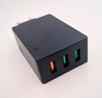AUKEY Quick Charge 3.0 USB Netzteil Handy Ladegerät 3 Ports  42 W Hessen - Baunatal Vorschau
