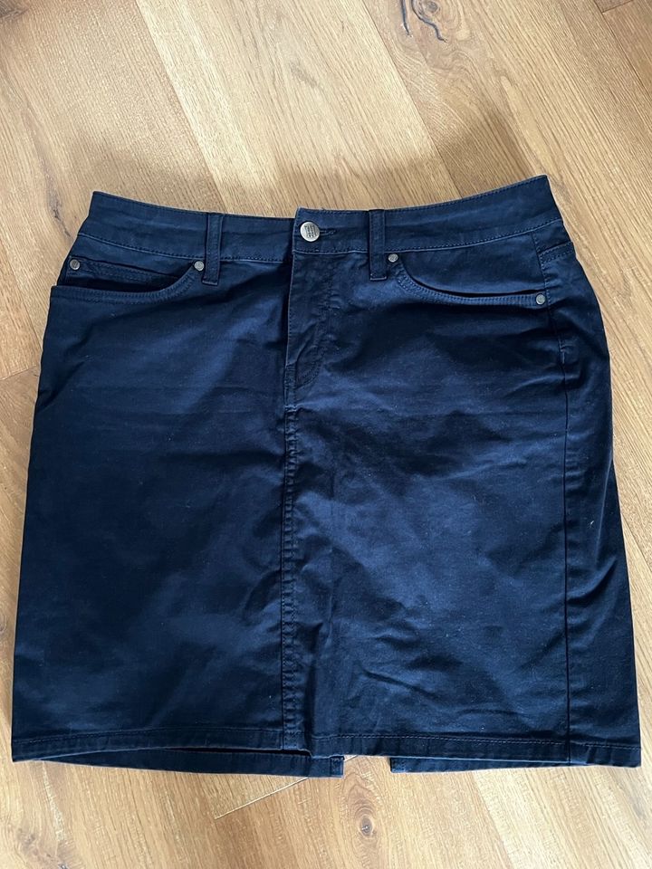 Tommy hilfiger Rock Damen Jeansrock blau S M 8 in Königstein im Taunus