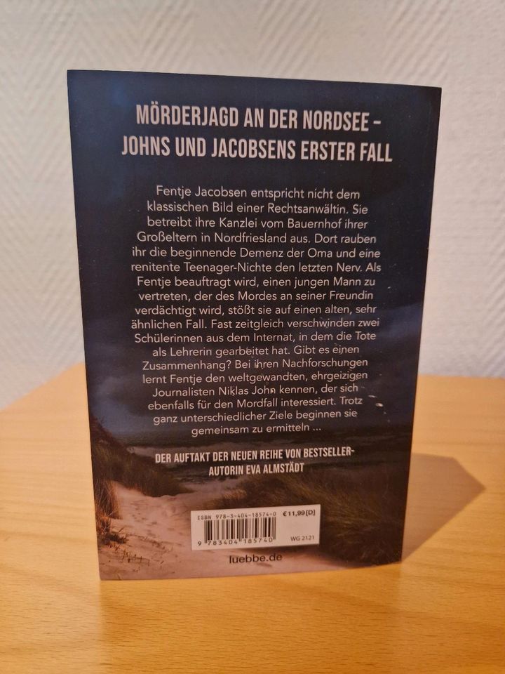 Eva Almstädt Akte Nordsee Am dunklen Wasser Kriminalroman Buch in Oberhausen