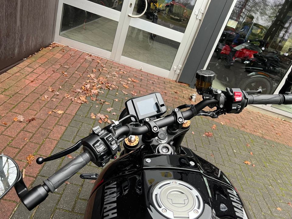 Yamaha XSR 900 schw. AKTION Monatl. ab 99€ Mod. 23 in Verden