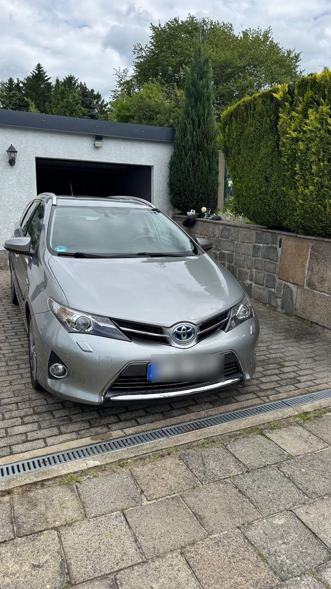 Abbildung des Autos Toyota Auris Touring Spo…