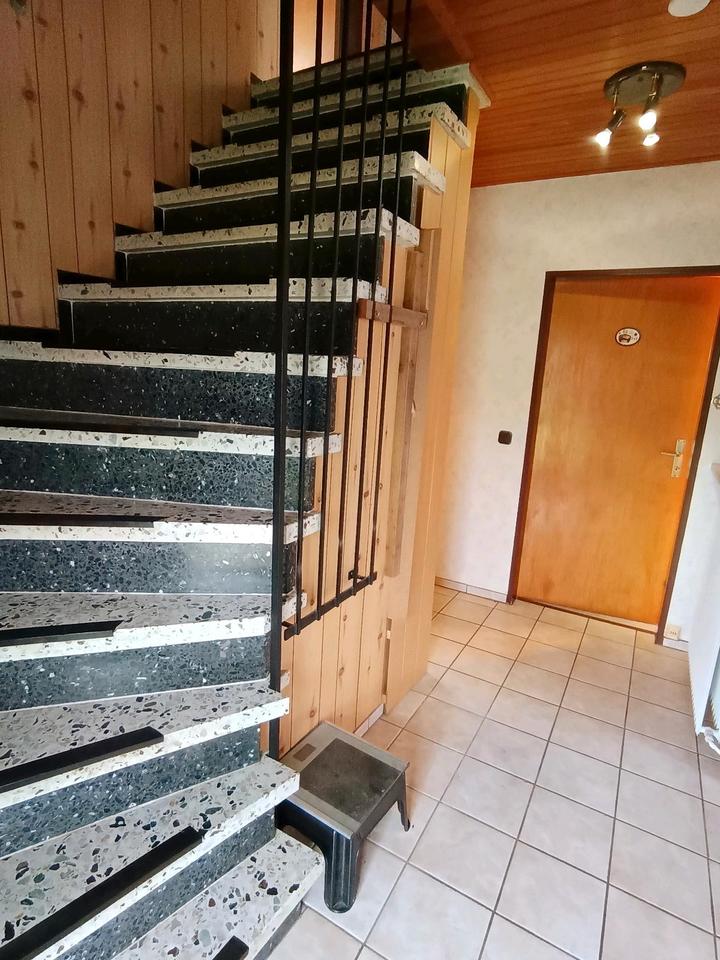 Von privat! In Heide freistehendes Einfamilienhaus 6 Zimmer in Heide