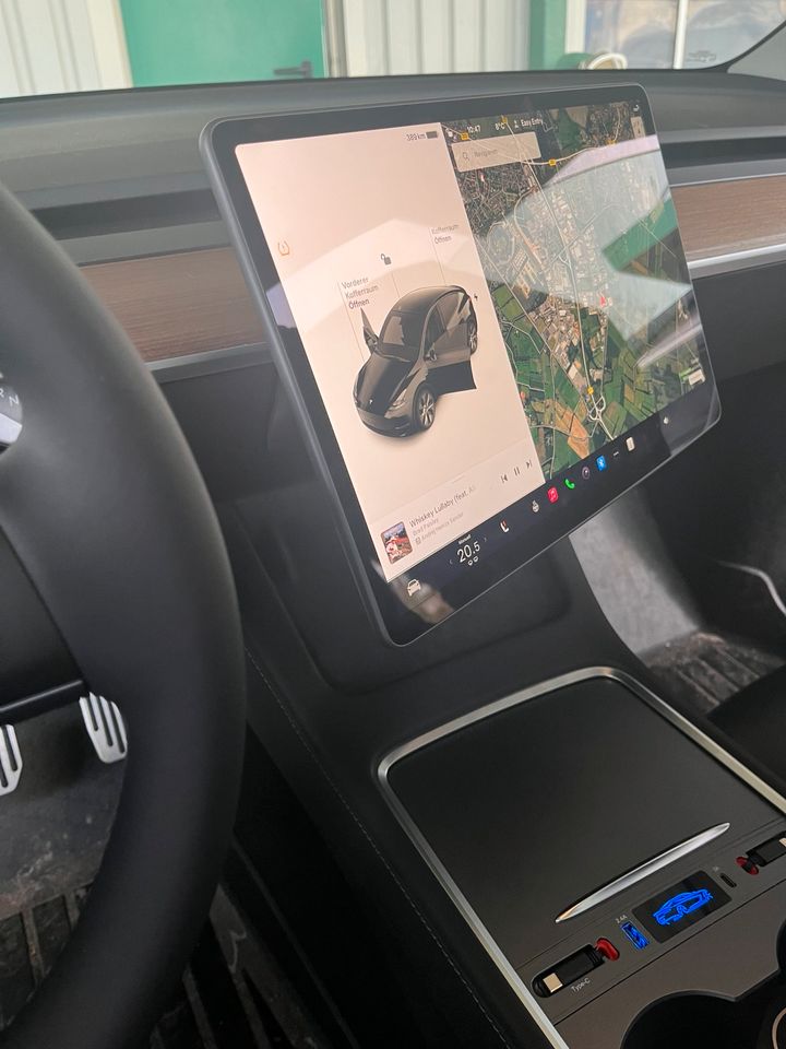 Tesla Modell 3&Y Bildschirm Halter Drehhalter / Drehständer in Nübbel