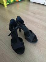 Glitzer Pumps von Catwalk in Größe 39 Hessen - Gemünden (Wohra) Vorschau