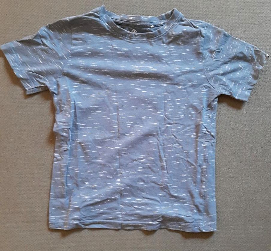 Tshirt Paket Grösse 110 in Wetter (Ruhr)