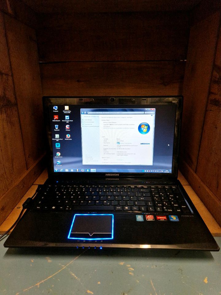 Medion Laptop P6512/Akoya in Flintbek