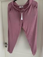 UP2 Fashion Zweiteiler Hose & Pullover 40/42 neu Bayern - Laufach Vorschau